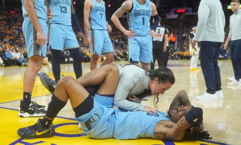 Grizzlies star Ja Morant to play against Mavericks despite injured right ankle