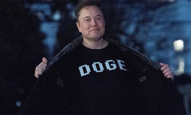In addition to Musk, multiple senior Dux officials left by Trump's administration: Fuentes