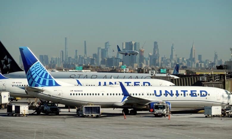 Newark airport interruption last week lasted 60-90 seconds, ATC screens darkened: Fuentes
