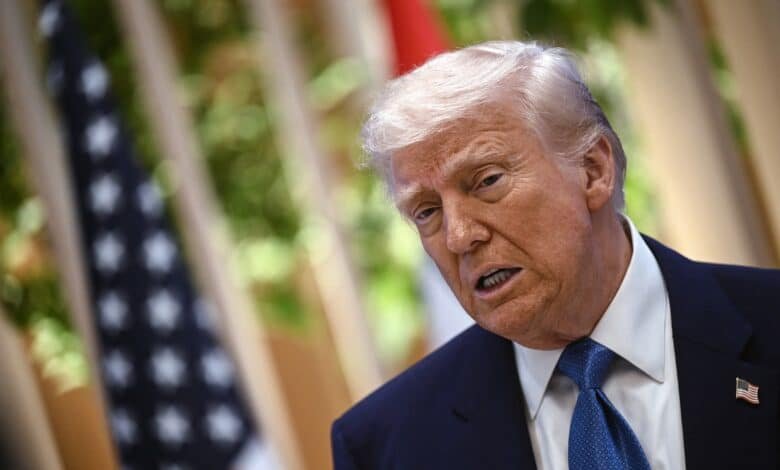 Trump's updates: Trump wants to meet Putin in Ukraine 'as soon as we can configure it'